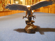Load image into Gallery viewer, Vintage Figurine Sculpture Pewter Alloy Base RS Hudson Eagle Bird Hunt Flight