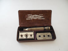 Load image into Gallery viewer, Vintage Old Style Ball End Gillete Razor